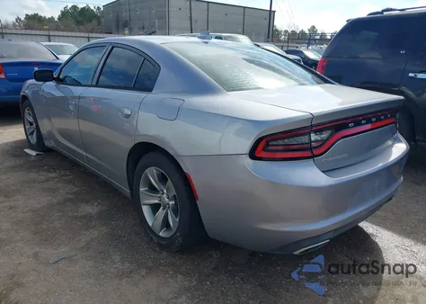 2015 Dodge Charger Sxt z USA, uszkodzony, nr VIN 2C3CDXHGXFH902594